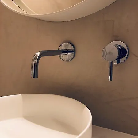 Le Porte-bonheur